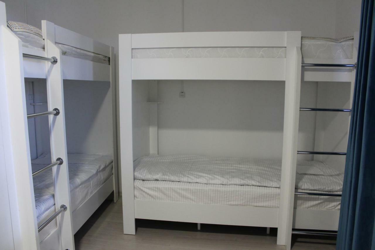 Park Hostel Osh Ngoại thất bức ảnh